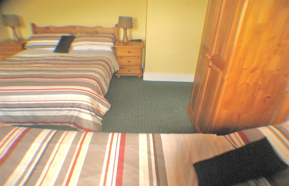 Rathmore House Bed & Breakfast Baltimore Exterior photo